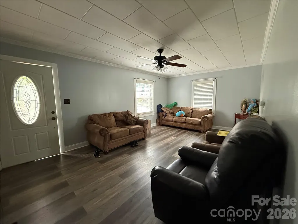 709 Dixie Avenue NW Valdese NC 28690
