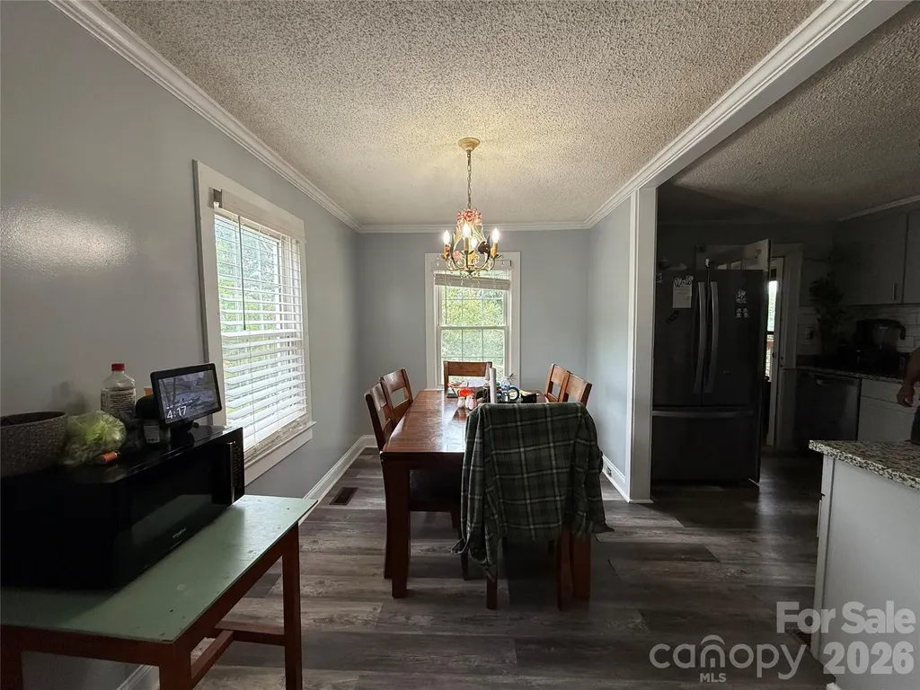 709 Dixie Avenue NW Valdese NC 28690