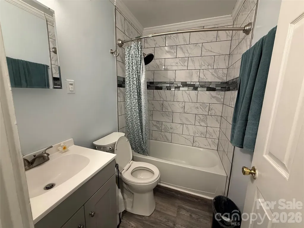 709 Dixie Avenue NW Valdese NC 28690