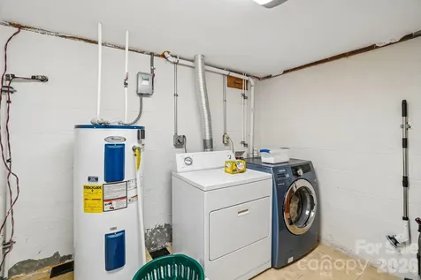 434 Dovers Branch Road Burnsville NC 28714