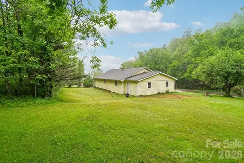 434 Dovers Branch Road Burnsville NC 28714