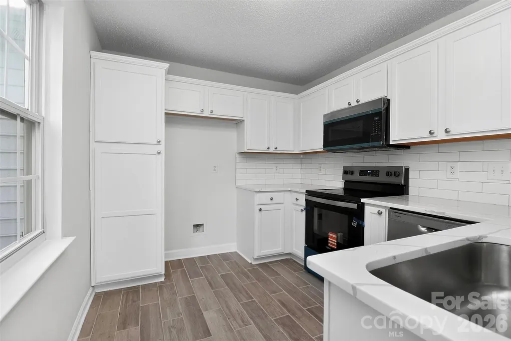 1194 Tufton Place NW Concord NC 28027
