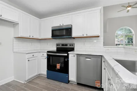 1194 Tufton Place NW Concord NC 28027
