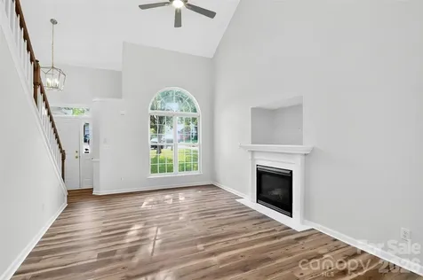 1194 Tufton Place NW Concord NC 28027
