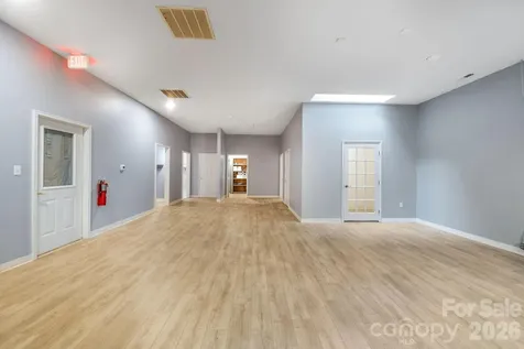 364 Weaverville Road Asheville NC 28804