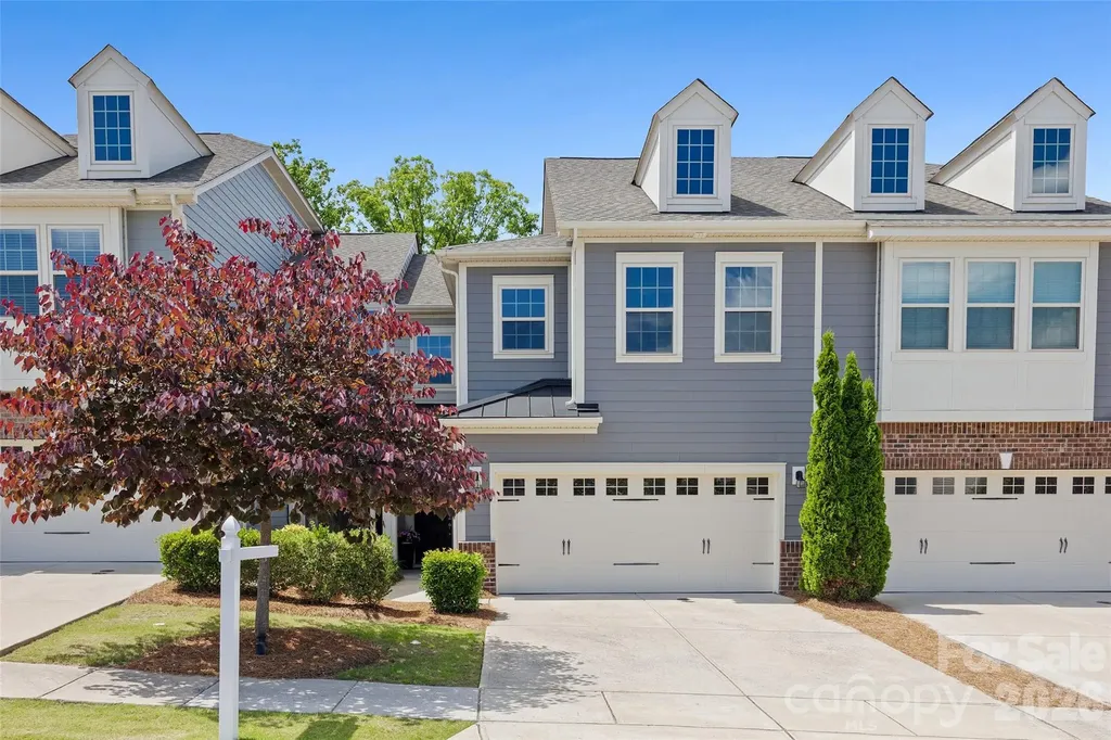 625 Amber Meadows Way Tega Cay SC 29708