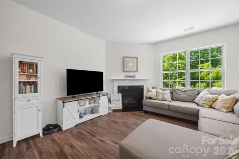 625 Amber Meadows Way Tega Cay SC 29708
