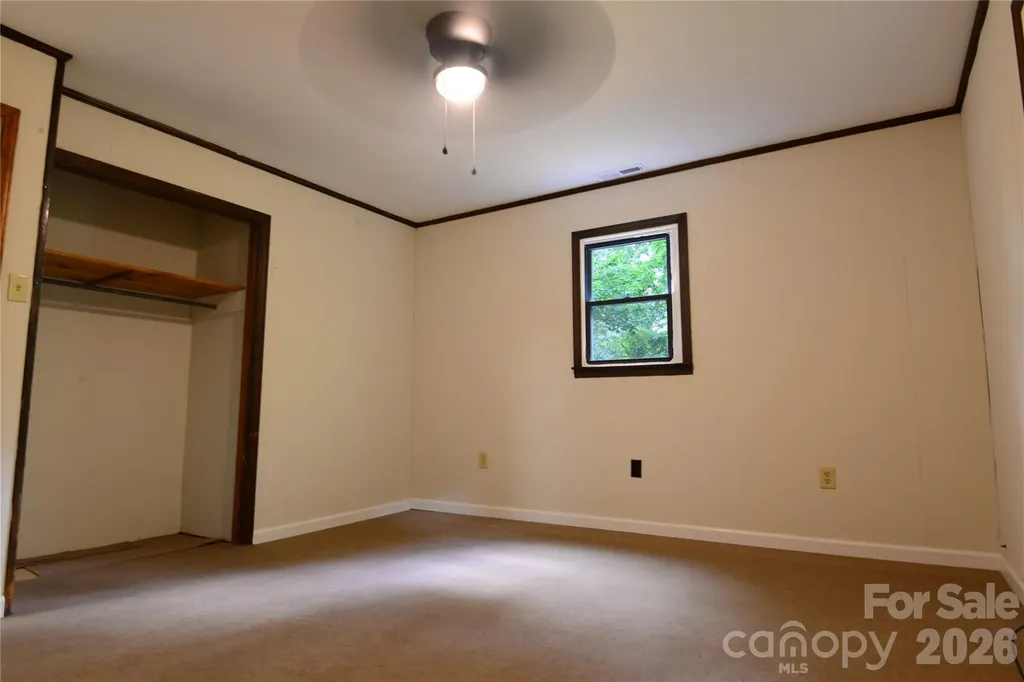 24 Sarabec Hill Road Black Mountain NC 28711