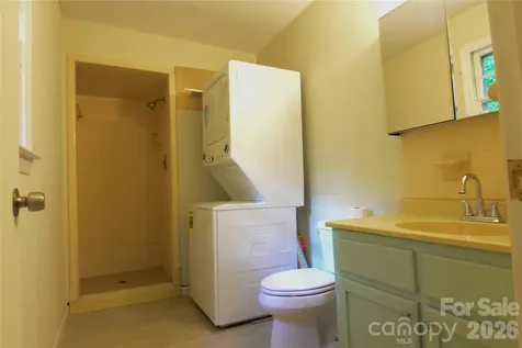 24 Sarabec Hill Road Black Mountain NC 28711