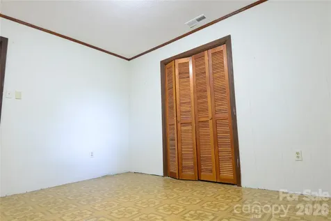 24 Sarabec Hill Road Black Mountain NC 28711