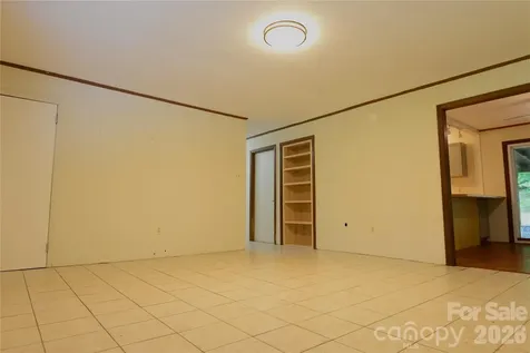 24 Sarabec Hill Road Black Mountain NC 28711
