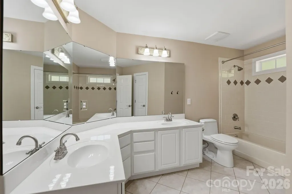 2605 Penngate Drive Sherrills Ford NC 28673