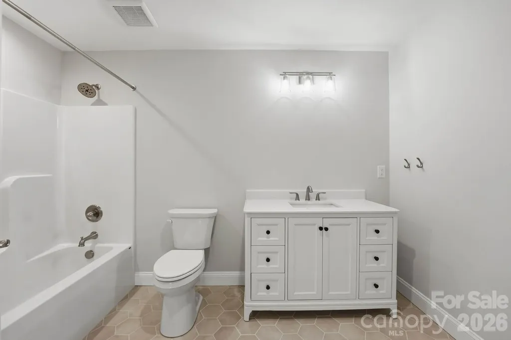 2605 Penngate Drive Sherrills Ford NC 28673