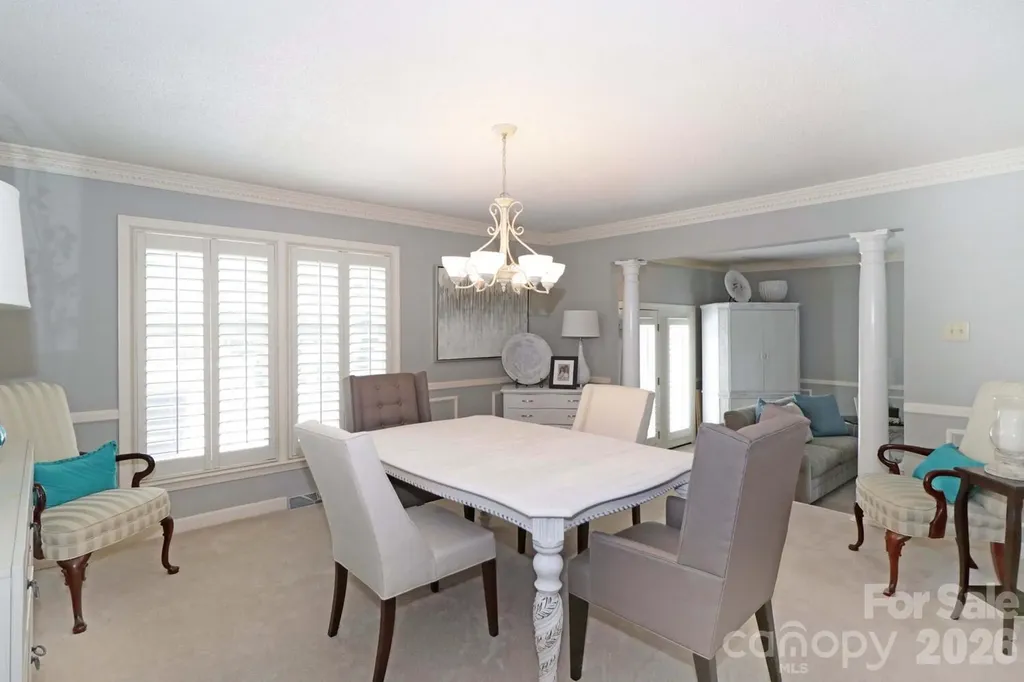 4723 Old Mountain Road Stony Point NC 28678