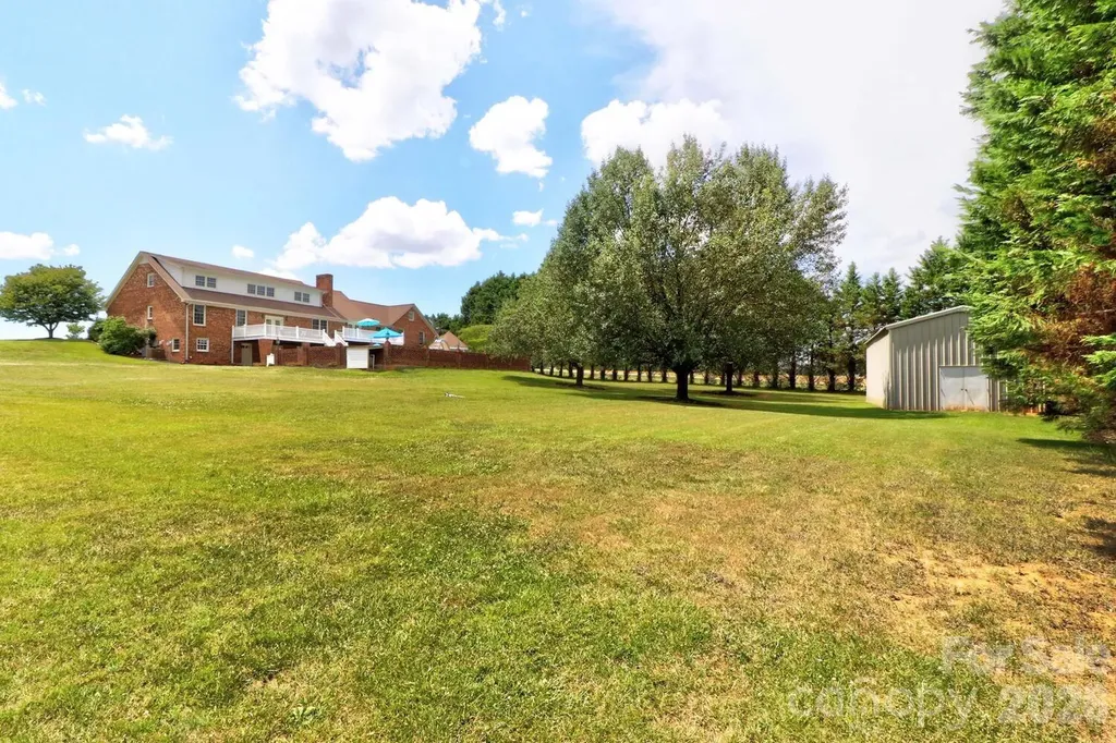 4723 Old Mountain Road Stony Point NC 28678