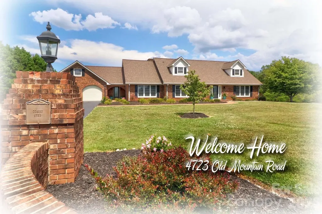 4723 Old Mountain Road Stony Point NC 28678