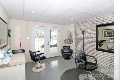 4723 Old Mountain Road Stony Point NC 28678