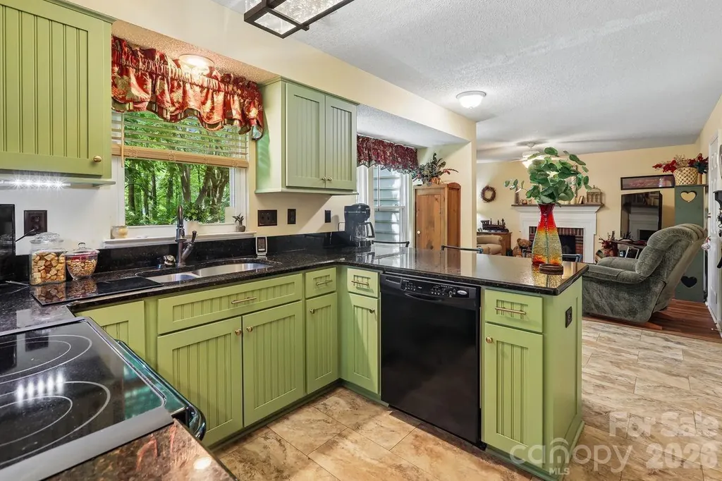 3009 Oakcroft Drive Matthews NC 28105