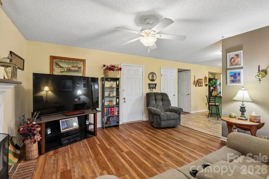 3009 Oakcroft Drive Matthews NC 28105