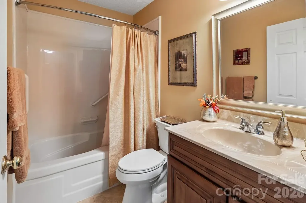 3009 Oakcroft Drive Matthews NC 28105