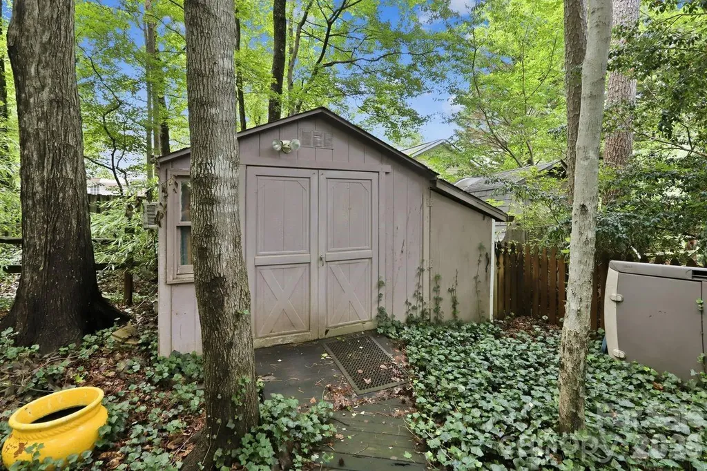 3009 Oakcroft Drive Matthews NC 28105