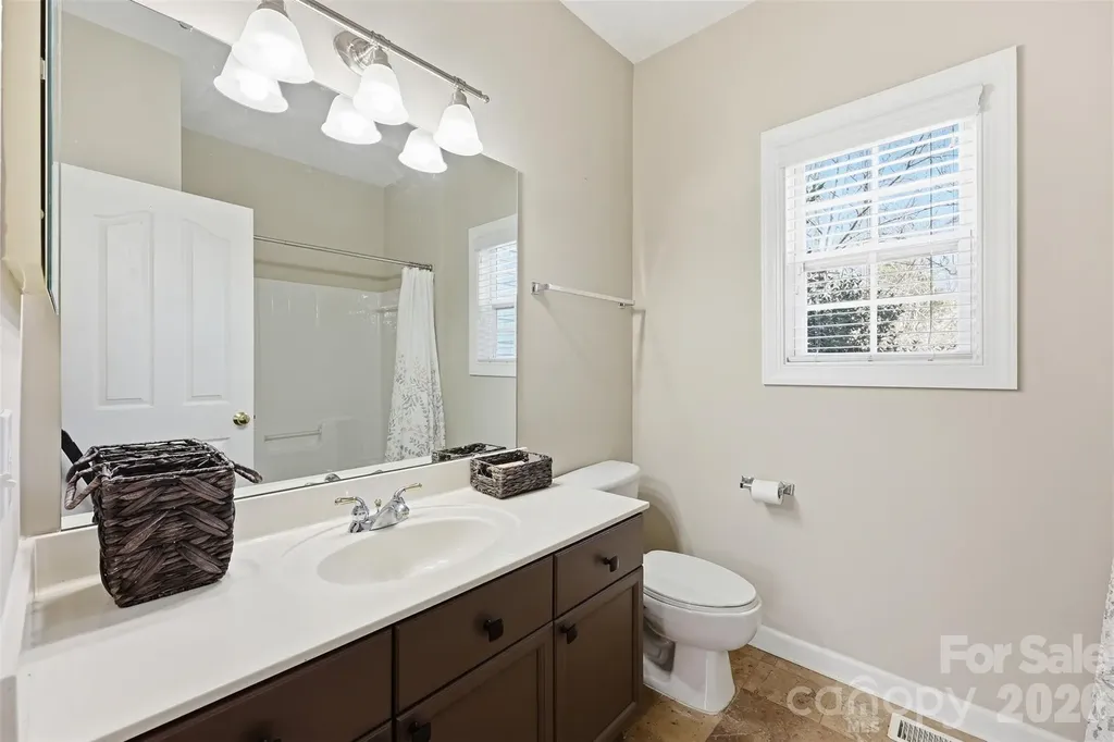 8526 Wren Creek Drive Charlotte NC 28269