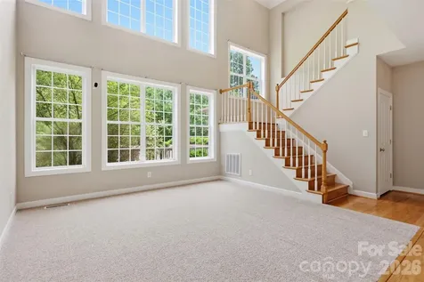 8526 Wren Creek Drive Charlotte NC 28269