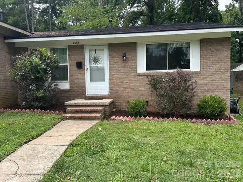 3315 Erskine Drive Charlotte NC 28205