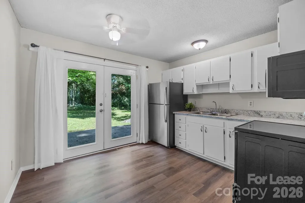 3315 Erskine Drive Charlotte NC 28205
