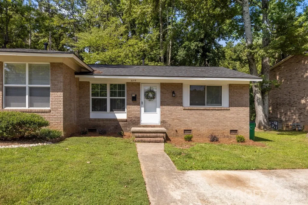 3315 Erskine Drive Charlotte NC 28205