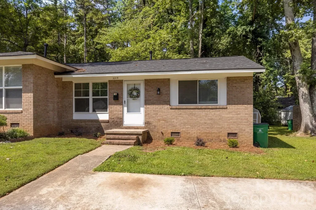 3315 Erskine Drive Charlotte NC 28205