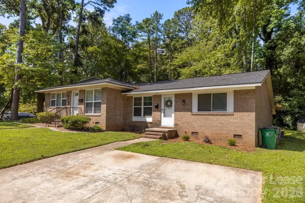 3315 Erskine Drive Charlotte NC 28205