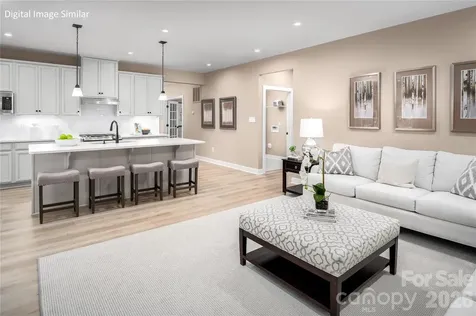 913 Heathway Drive Charlotte NC 28213