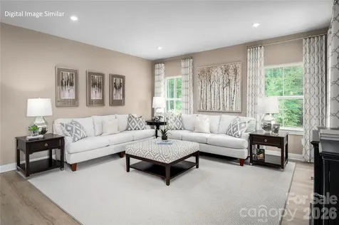913 Heathway Drive Charlotte NC 28213