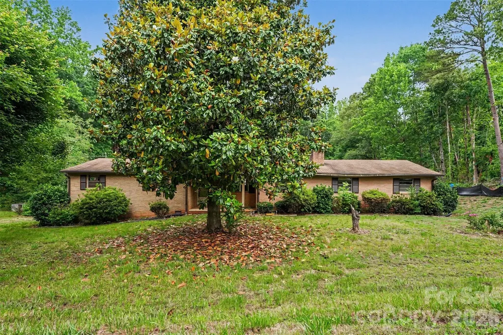 2871 Loviee Road Lincolnton NC 28092