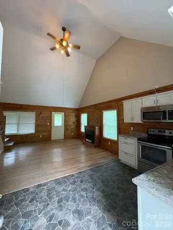 9064 Wildflower Lane Newland NC 28657
