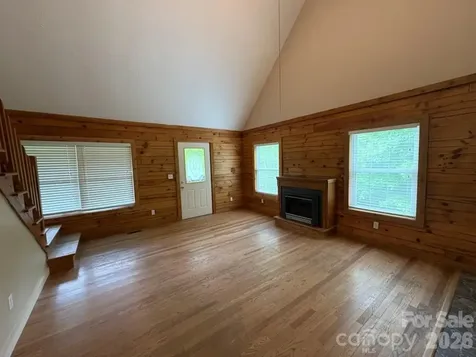 9064 Wildflower Lane Newland NC 28657