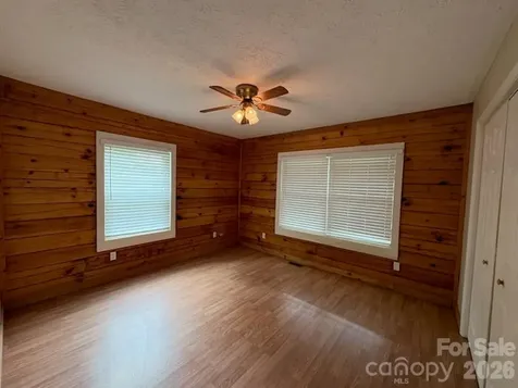 9064 Wildflower Lane Newland NC 28657