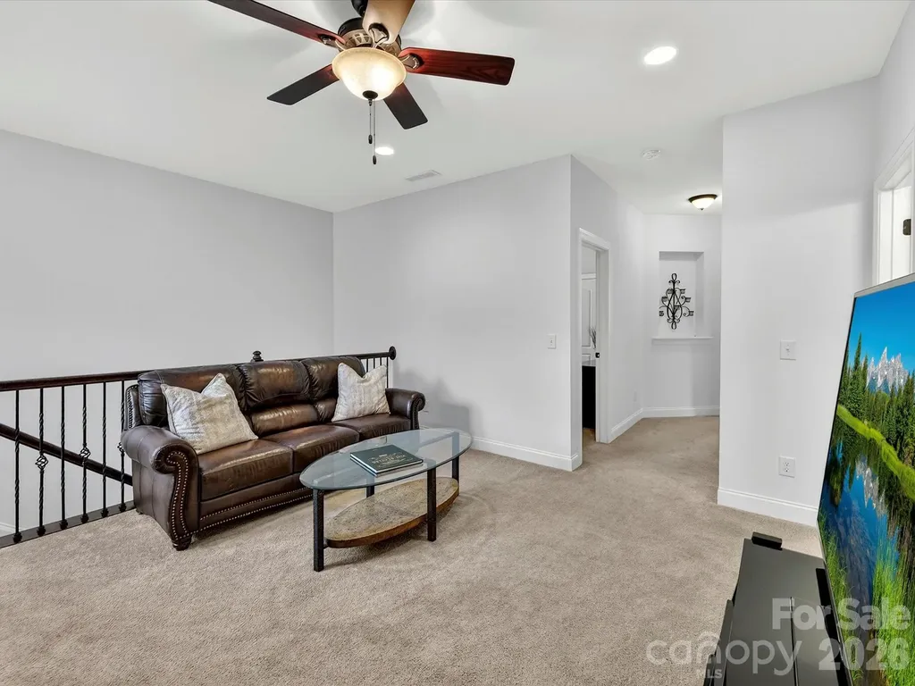 5021 Helena Park Lane Matthews NC 28105