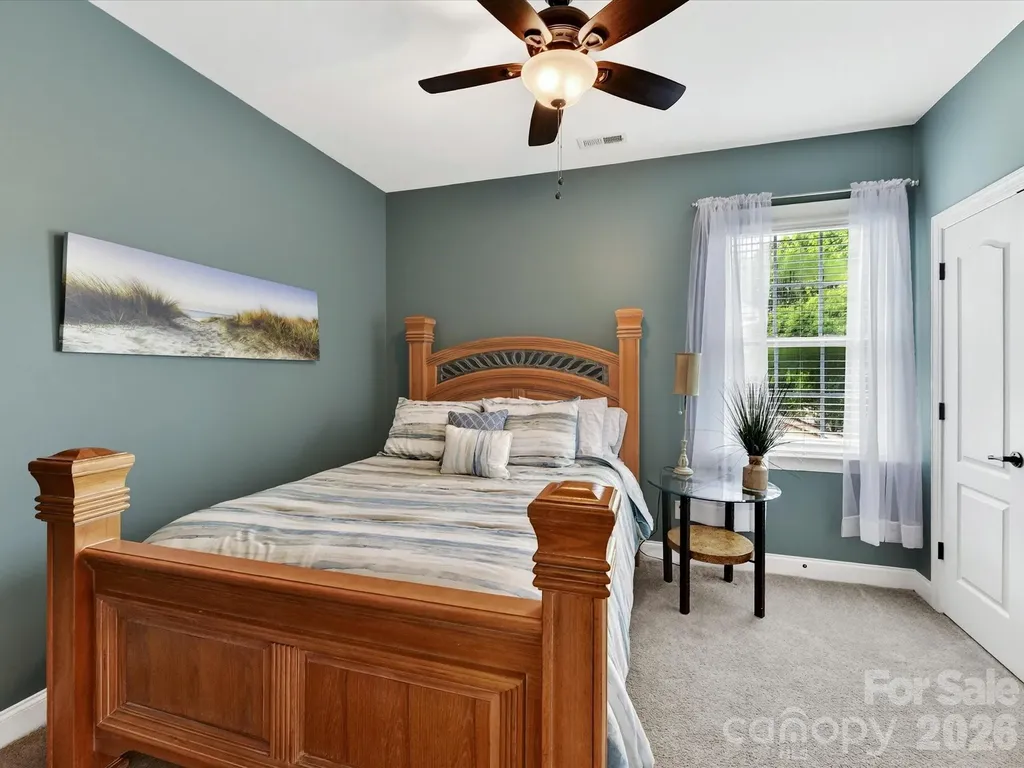5021 Helena Park Lane Matthews NC 28105