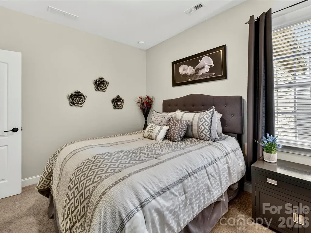 5021 Helena Park Lane Matthews NC 28105