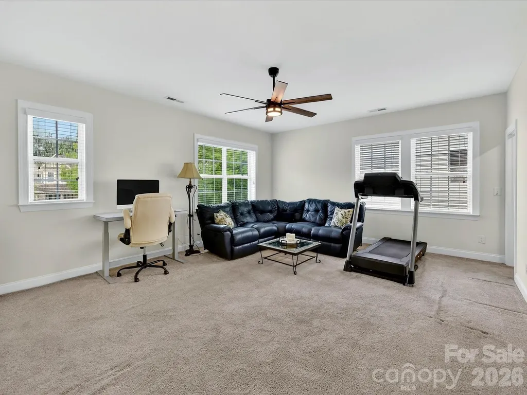 5021 Helena Park Lane Matthews NC 28105