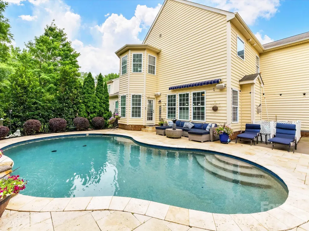 5021 Helena Park Lane Matthews NC 28105