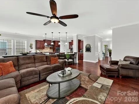 5021 Helena Park Lane Matthews NC 28105