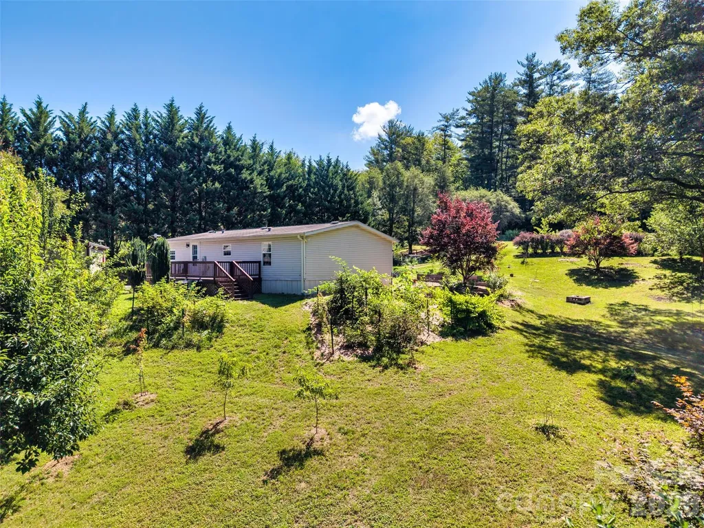 435 Mcminn Road Hendersonville NC 28792