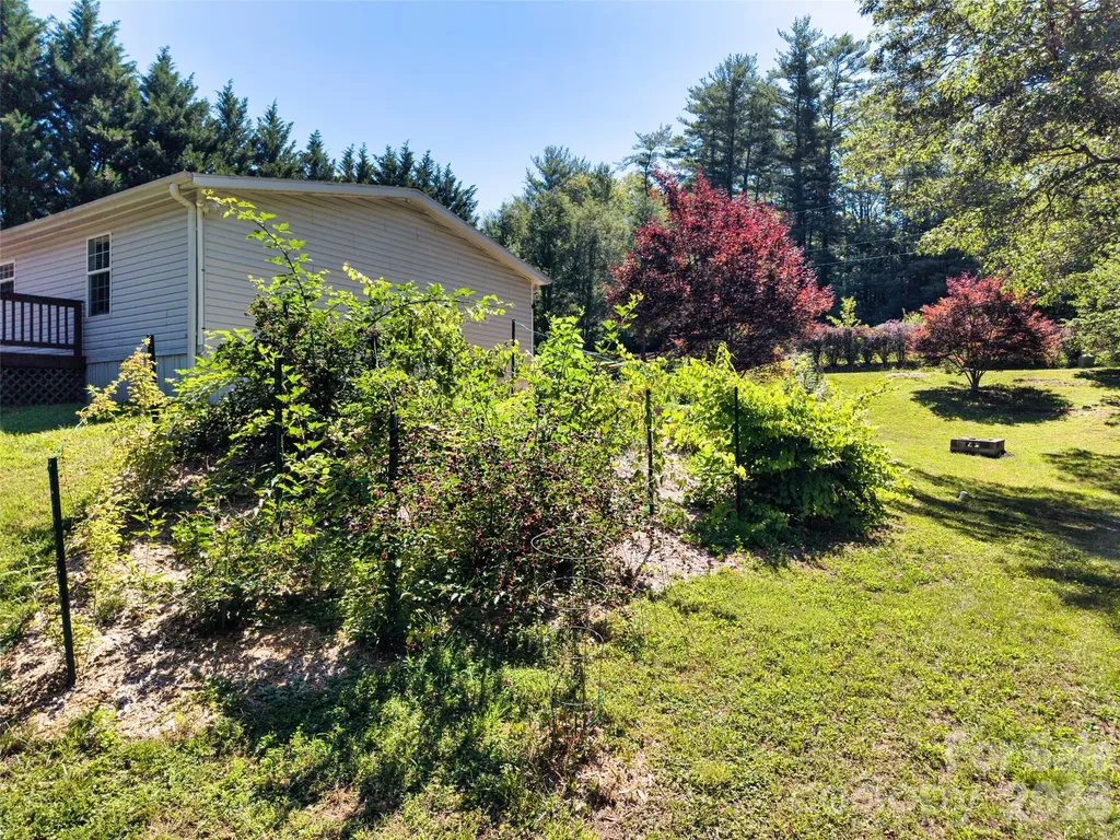 435 Mcminn Road Hendersonville NC 28792