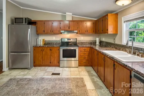 435 Mcminn Road Hendersonville NC 28792