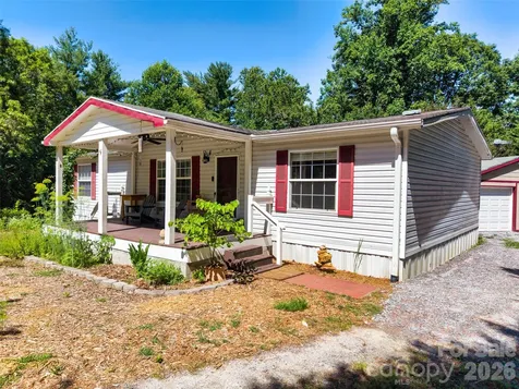 435 Mcminn Road Hendersonville NC 28792