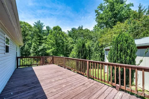 435 Mcminn Road Hendersonville NC 28792