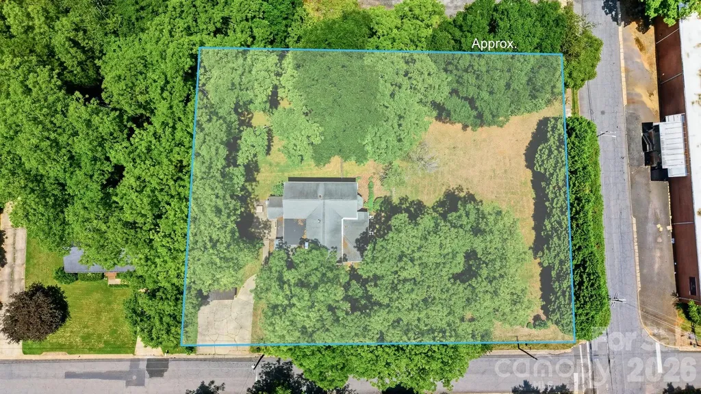 902 N Ashe Avenue Newton NC 28658